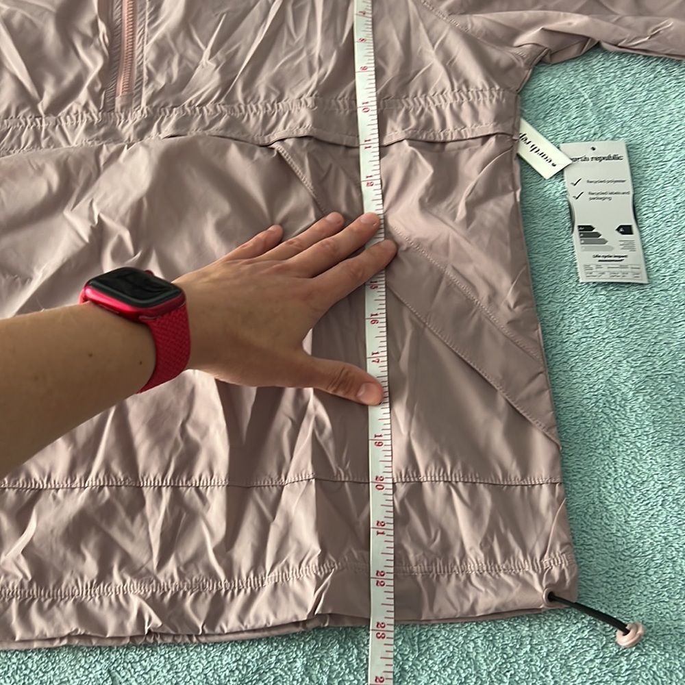 Windbreaker - Picture 11 of 13